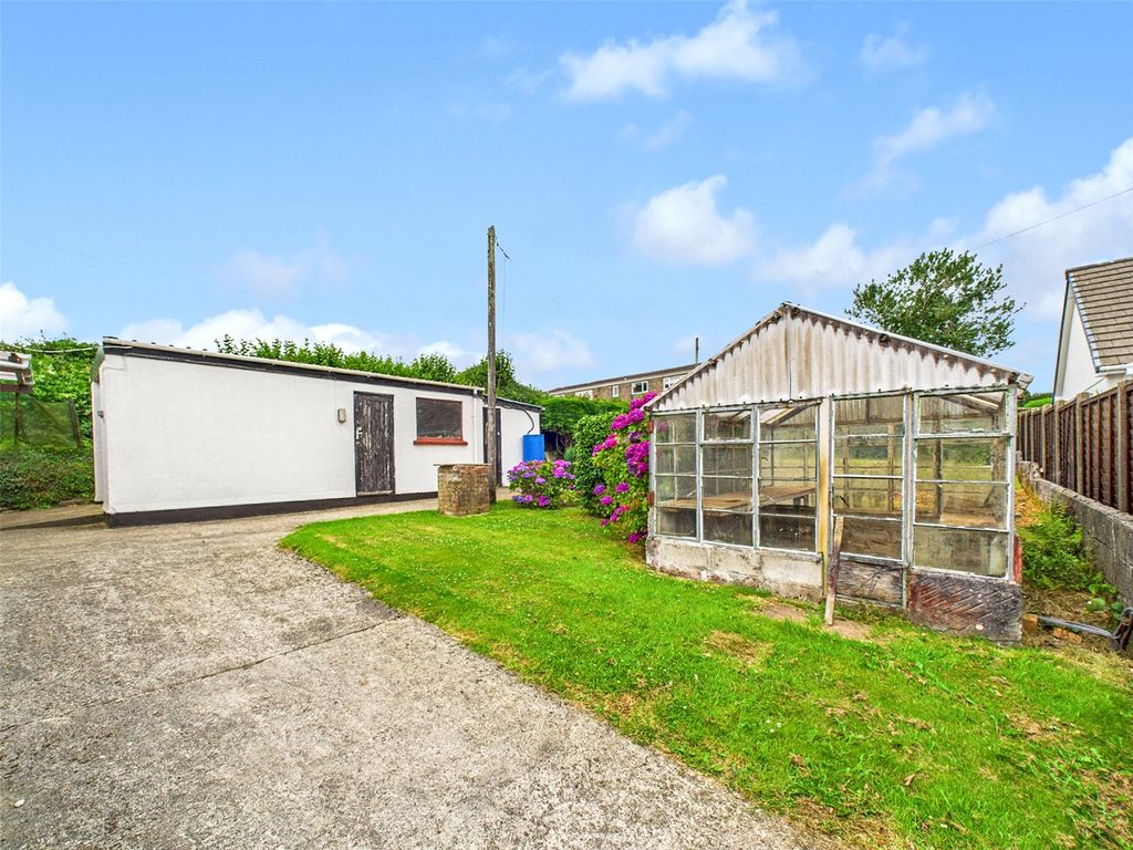 Property photo 3 of 13 Picture No. 05