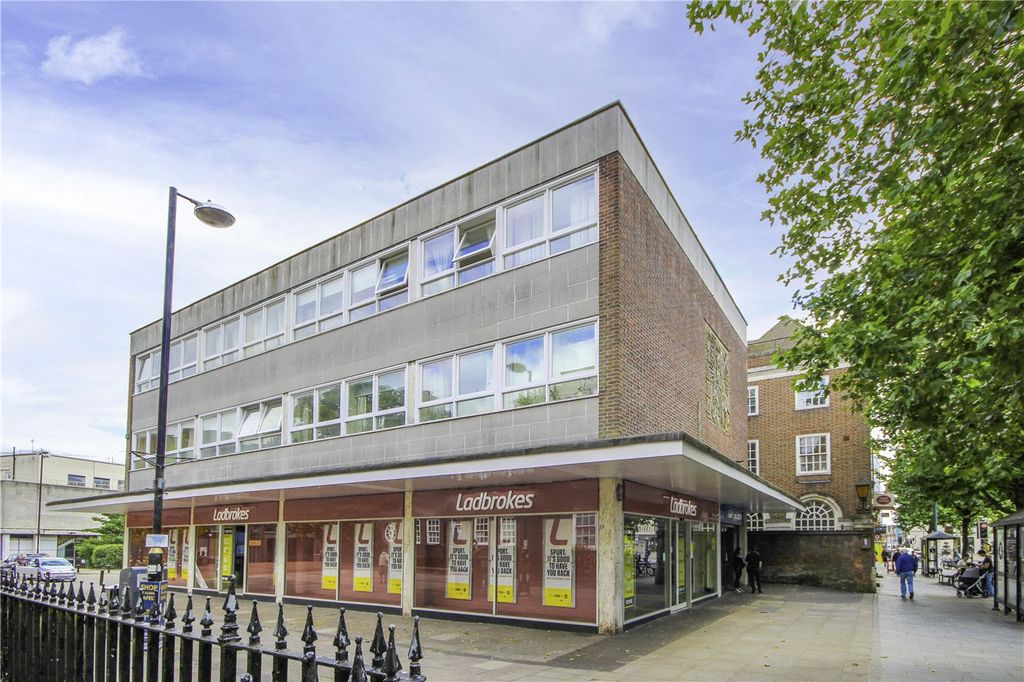 Property photo 1 of 10 Front Exterior