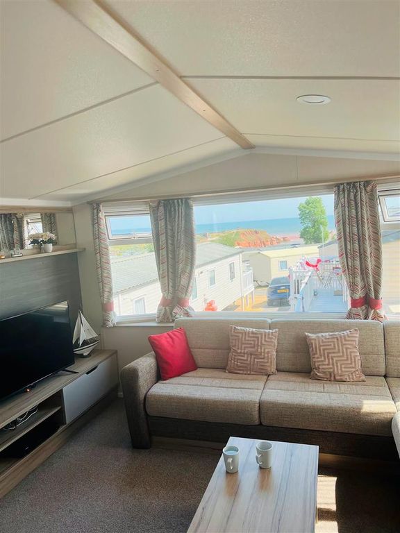 Property photo 1 of 41 Lounge With Lovely Seaview