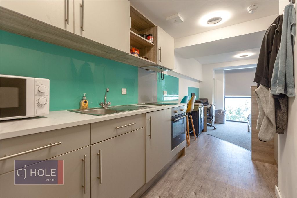 Property photo 2 of 6 Picture No. 22