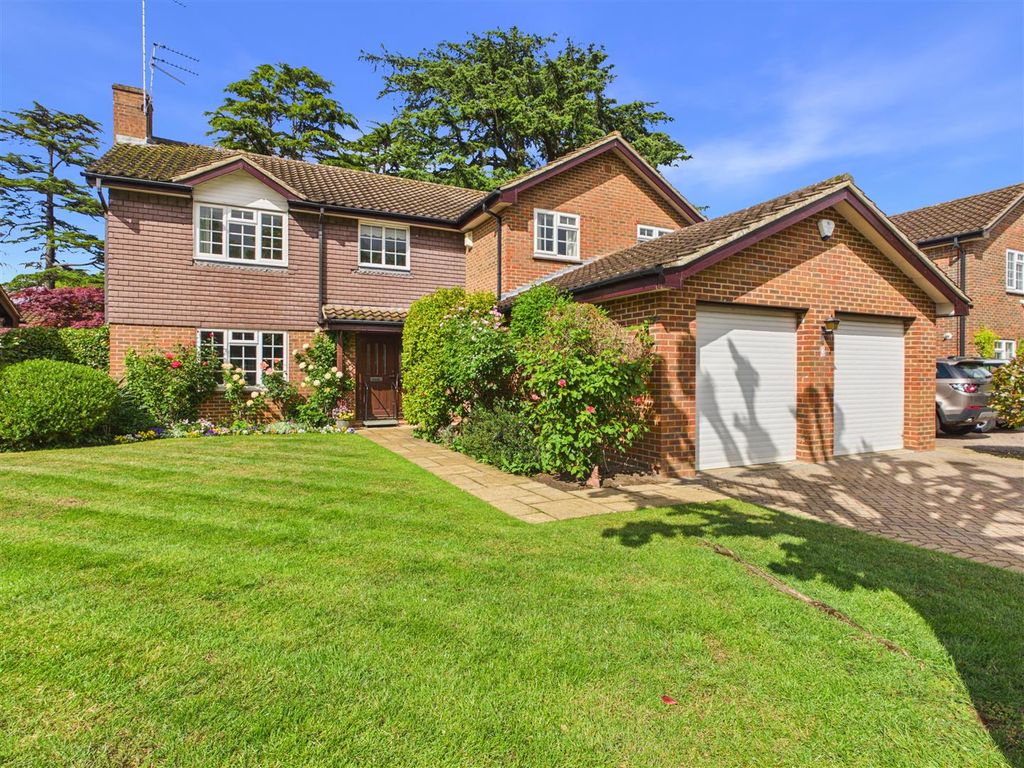 Property photo 1 of 22