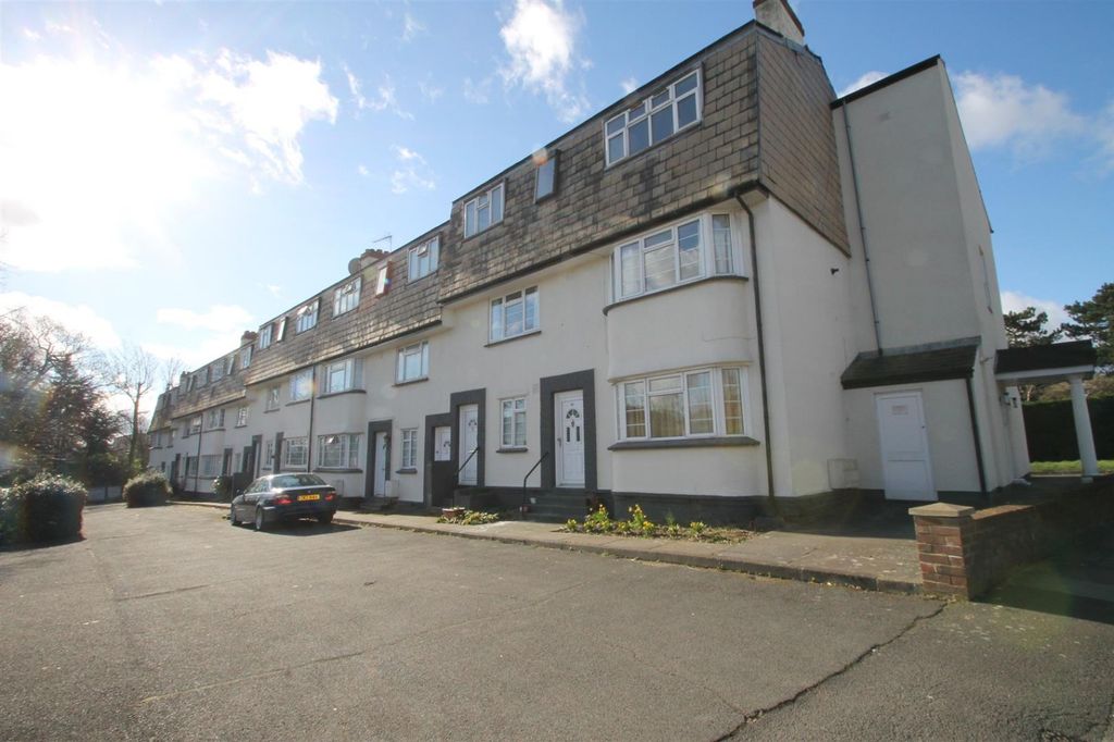 Property photo 3 of 8 2342465