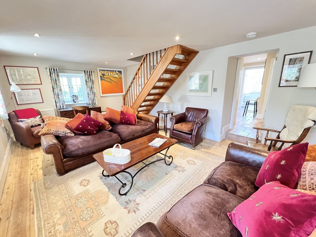 Property photo 2 of 24 Gallery
