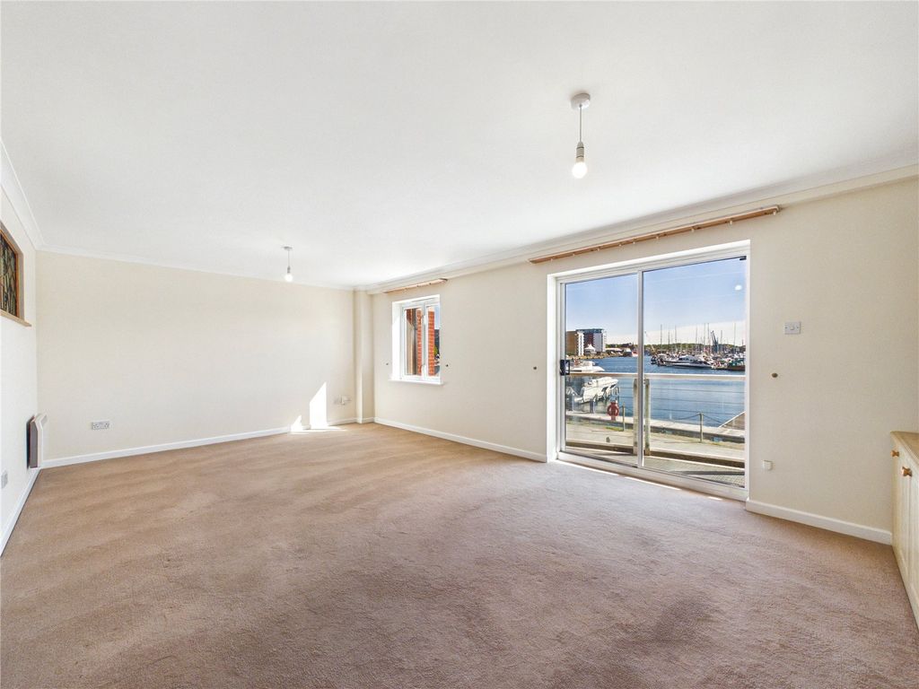 Property photo 3 of 13 Picture No. 05