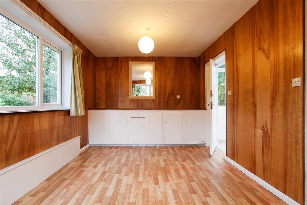 Property photo 3 of 16 Img_0865.Jpg