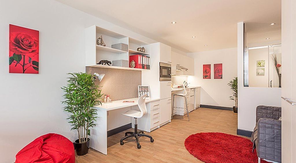 Property photo 1 of 15