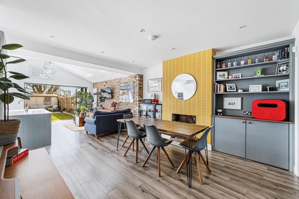 Property photo 3 of 29 Photo 3