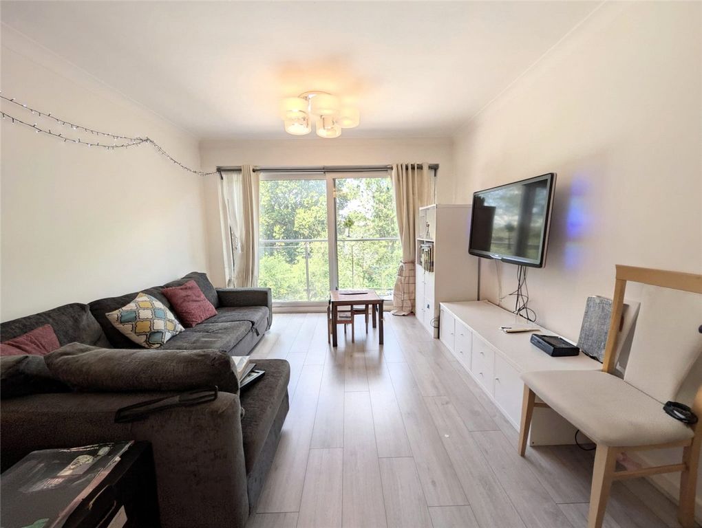 Property photo 2 of 11 Picture No. 08