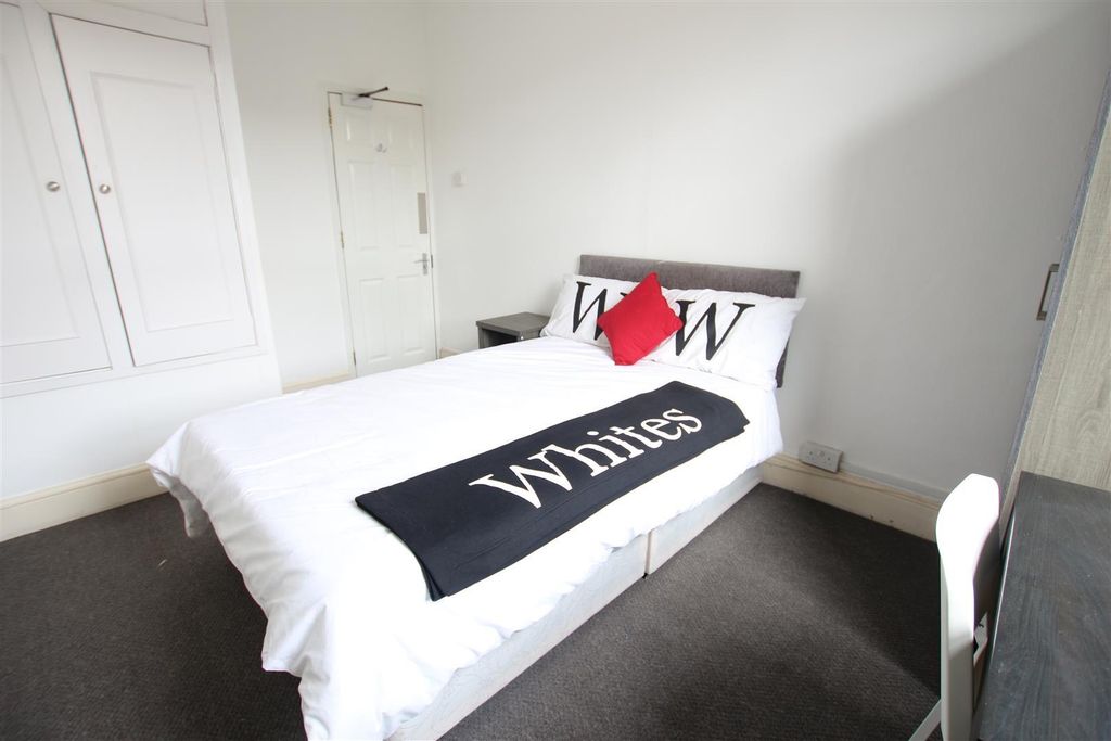 Property photo 1 of 7 Ffr Old.Jpg