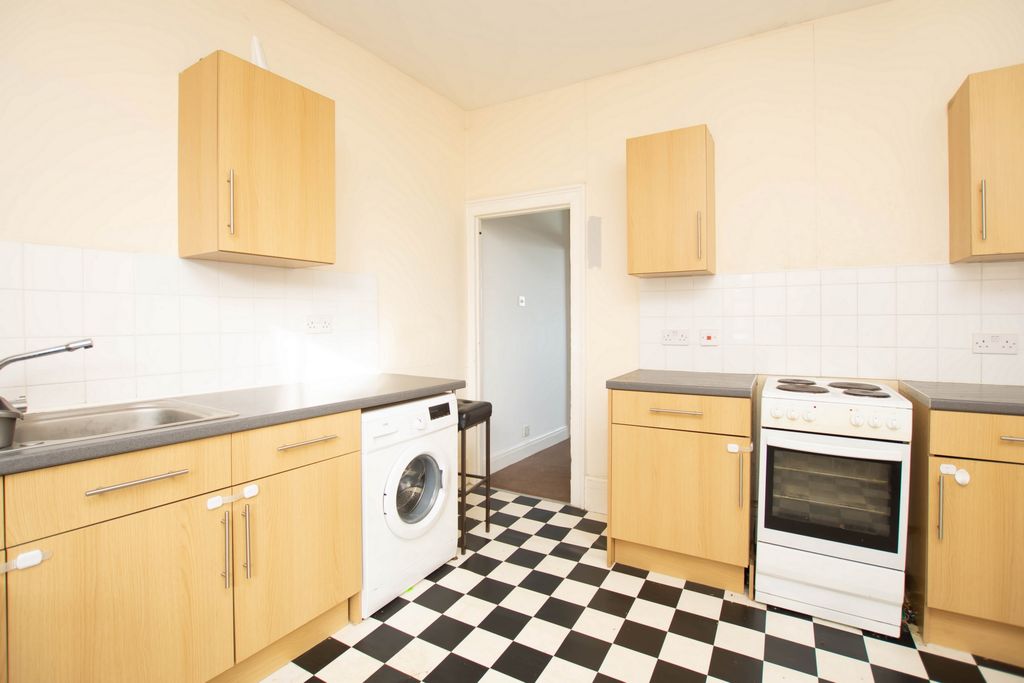 Property photo 2 of 12 Photo 2