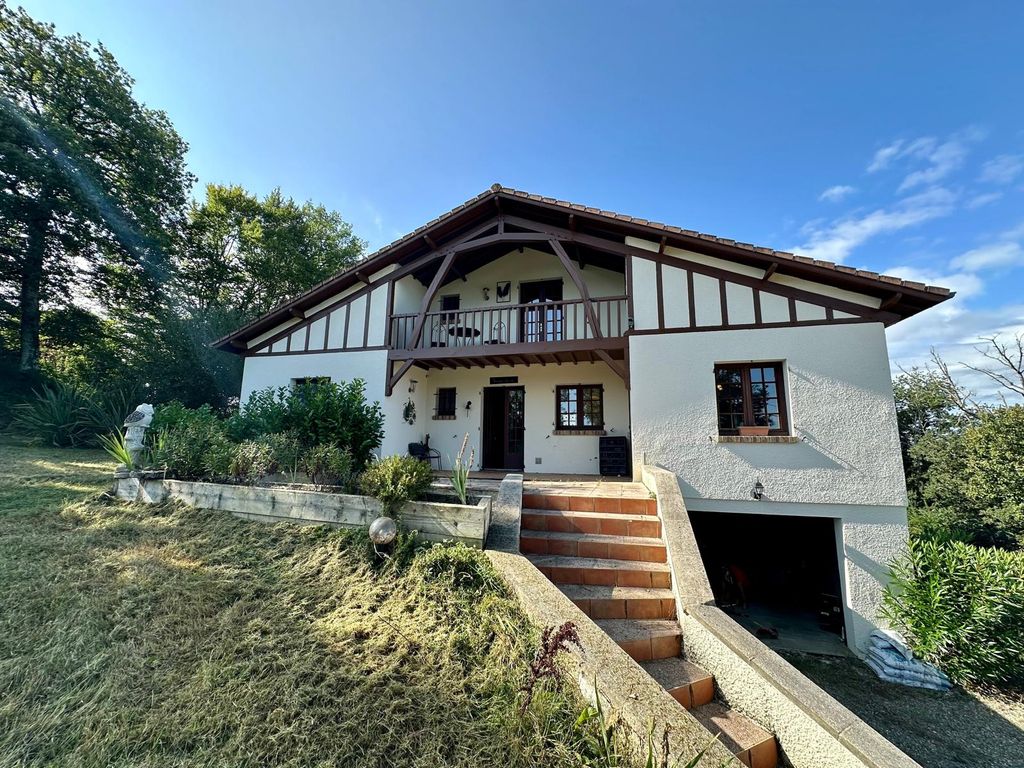 Property photo 3 of 27