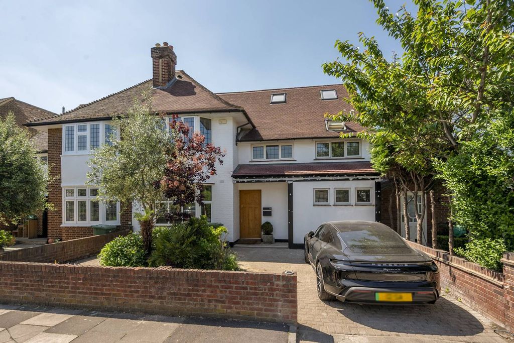 Property photo 1 of 29