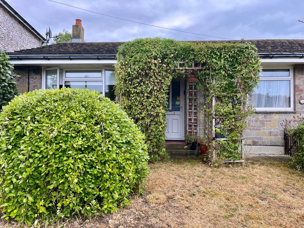 Property photo 1 of 13 Front
