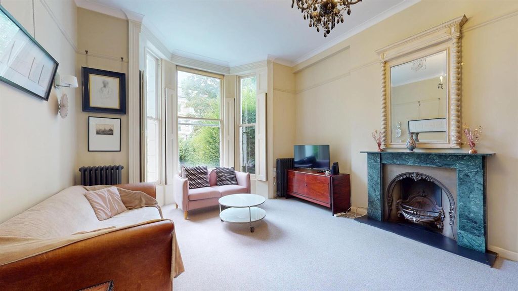 Property photo 2 of 17 32Erreception5.Jpg
