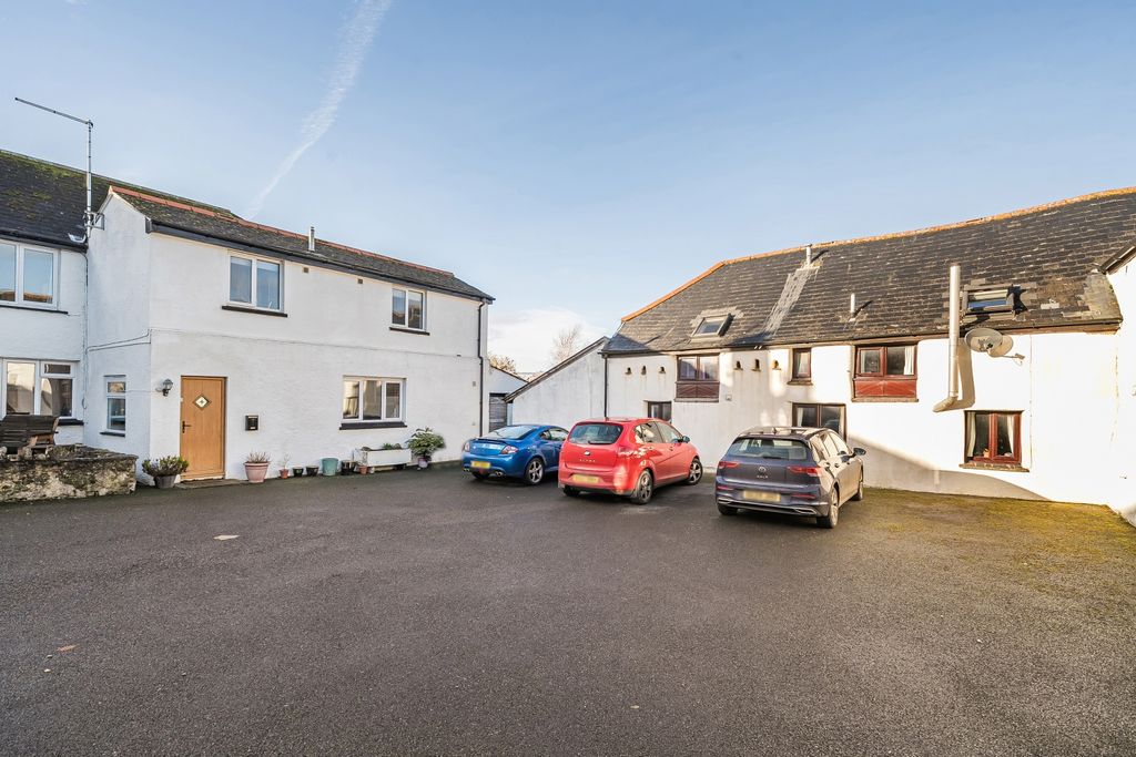 Property photo 2 of 21 1386820-21-69304E92477c7