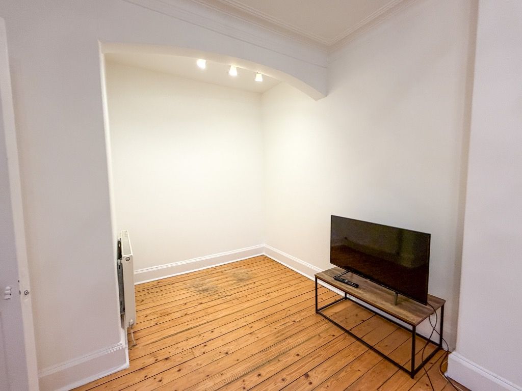 Property photo 2 of 9 Photo 2