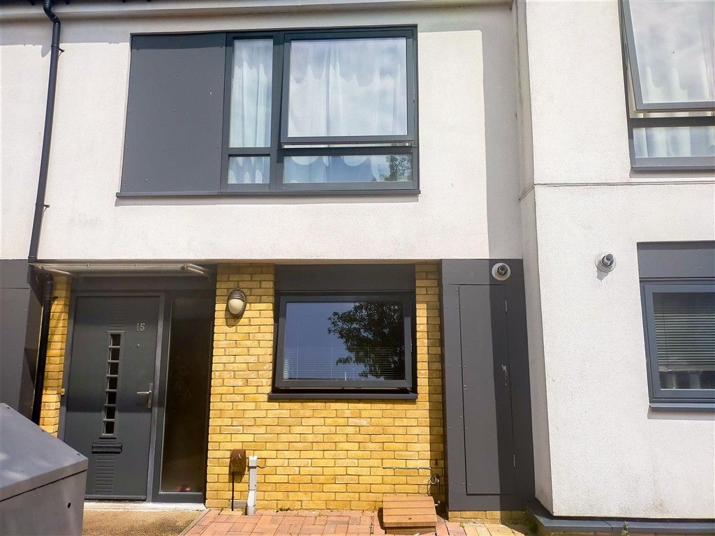Property photo 2 of 7 Front External
