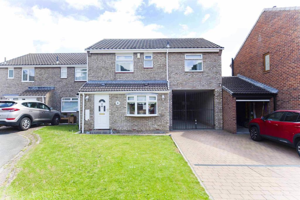 Property photo 1 of 22