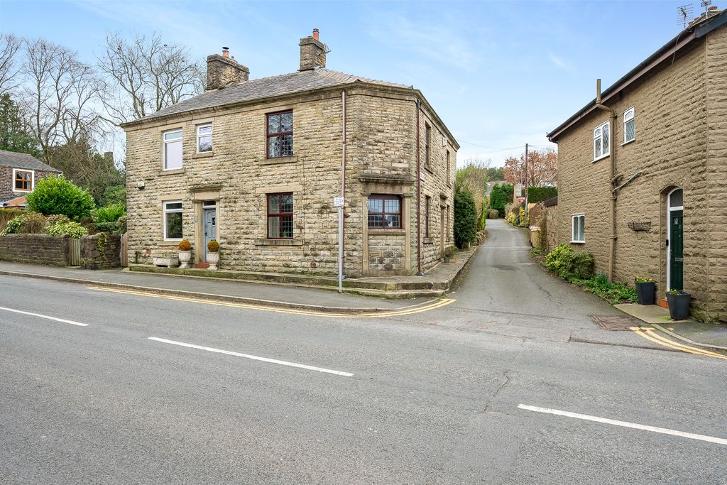 Property photo 1 of 32 3926383