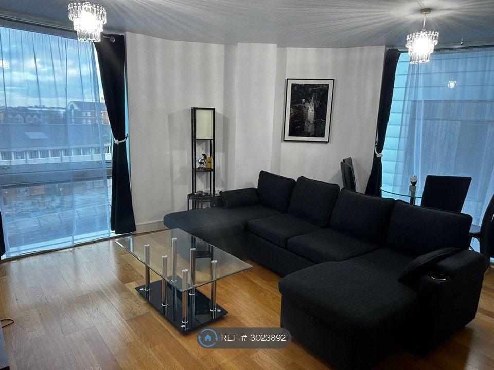 Property photo 2 of 12
