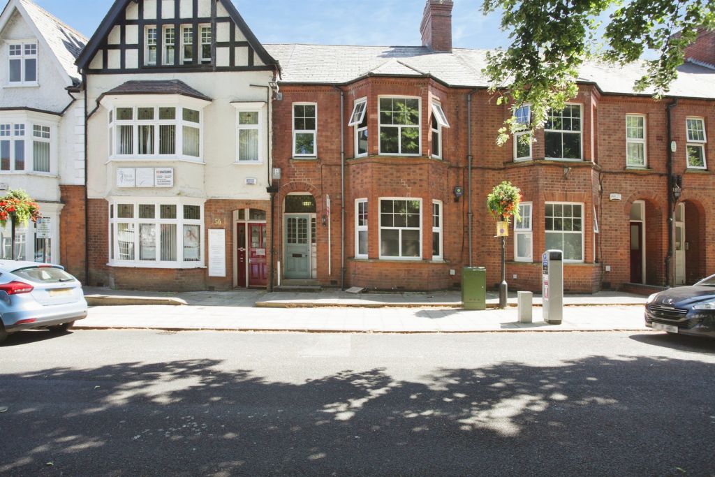 Property photo 1 of 17