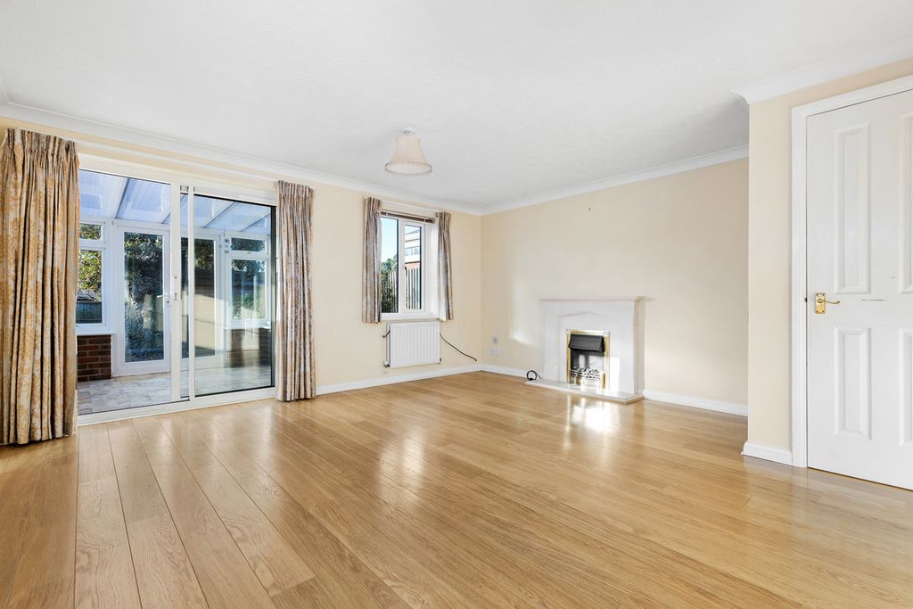Property photo 2 of 15