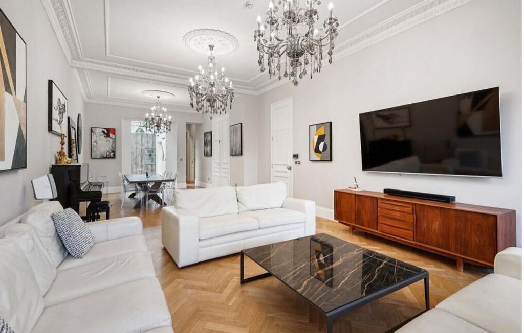 Property photo 3 of 13