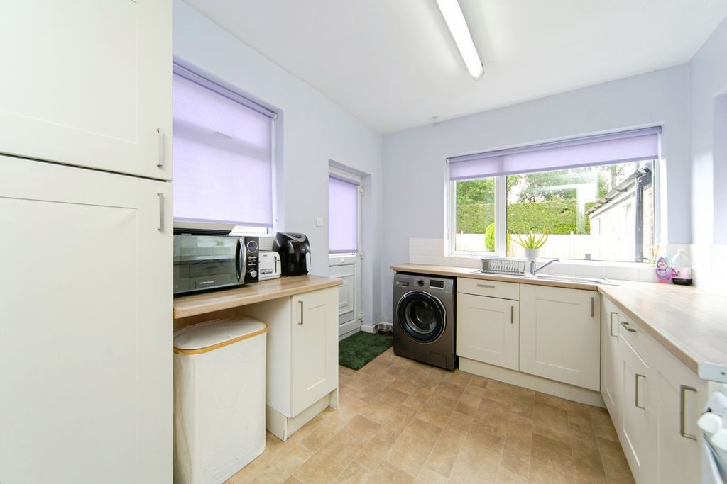 Property photo 3 of 16 Photo
