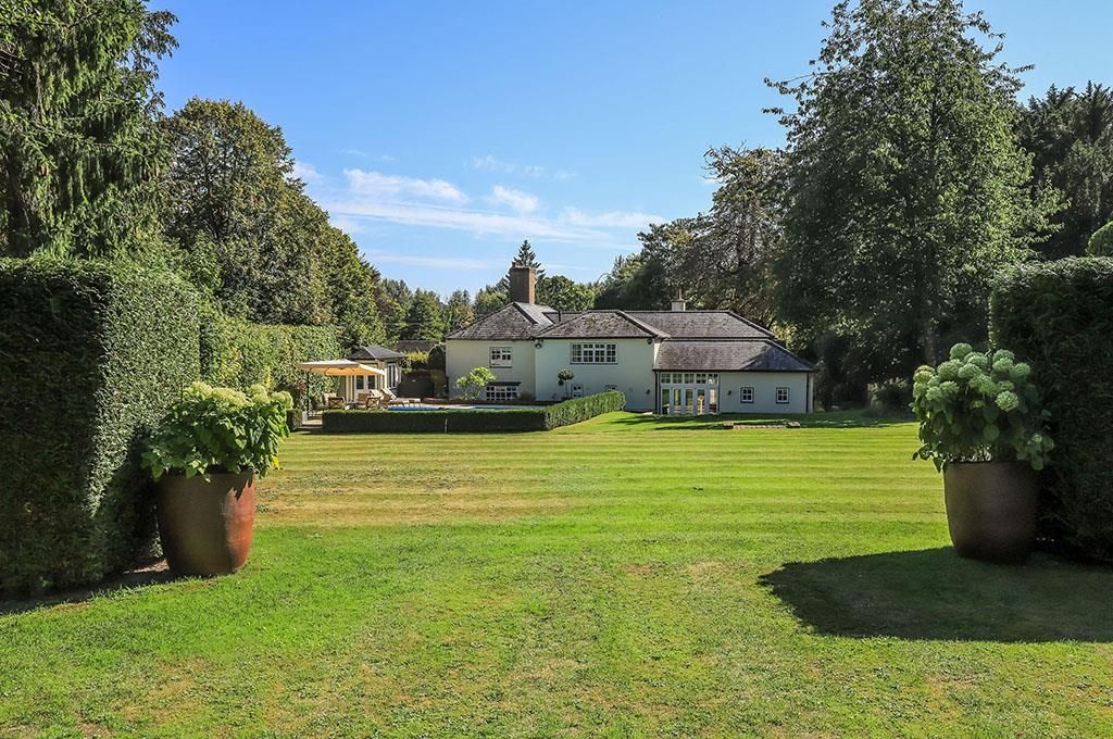 Property photo 2 of 15 Image
