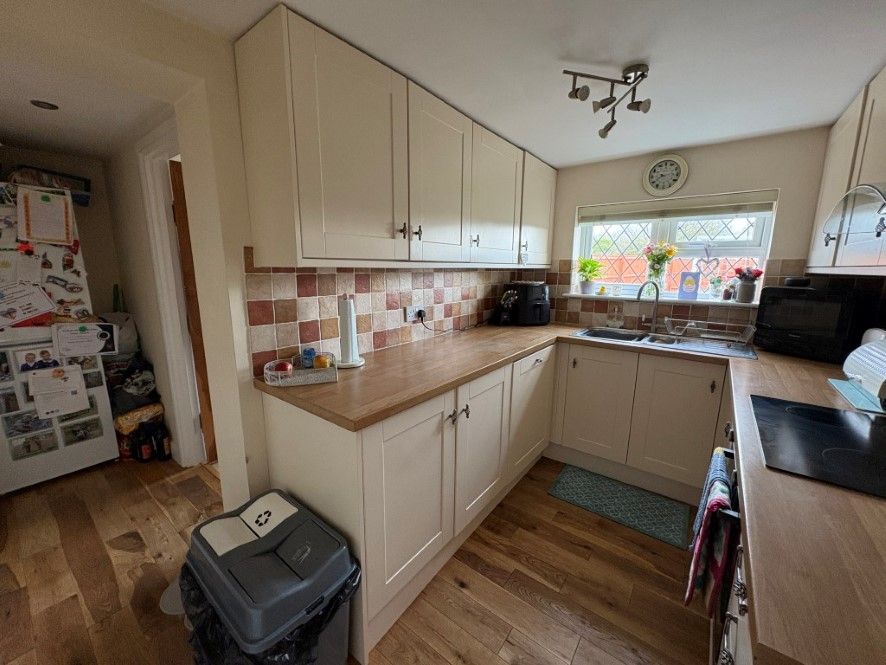 Property photo 3 of 21