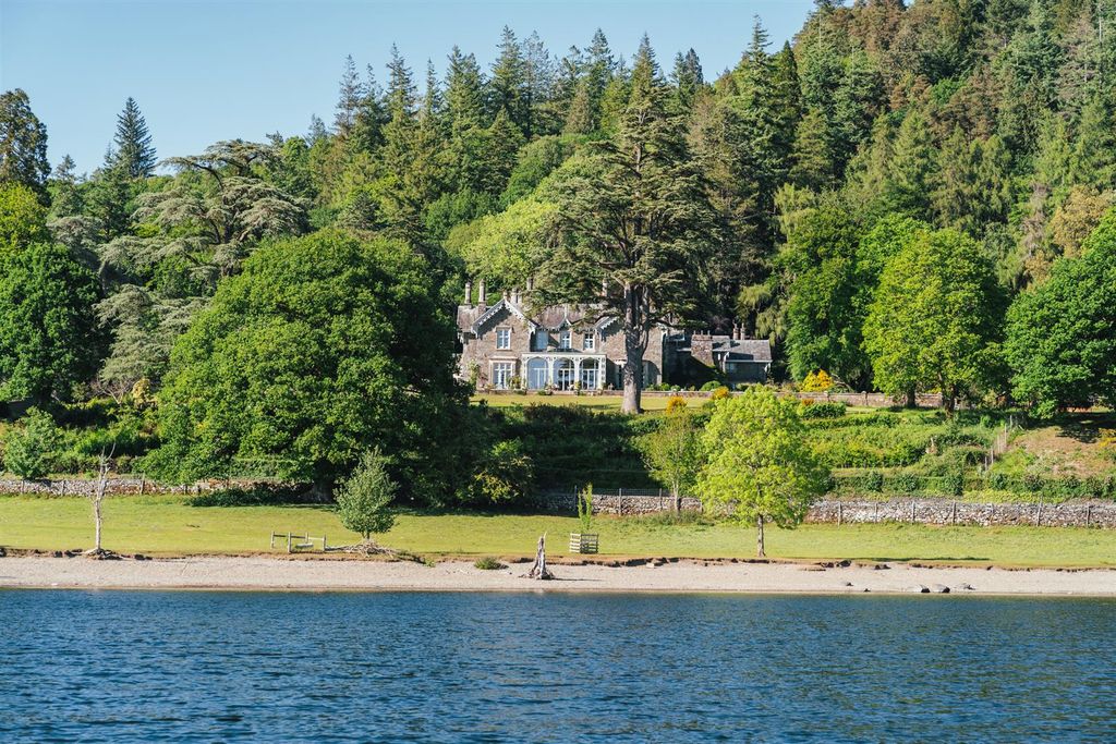 Property photo 3 of 27 Exterior And Gardens