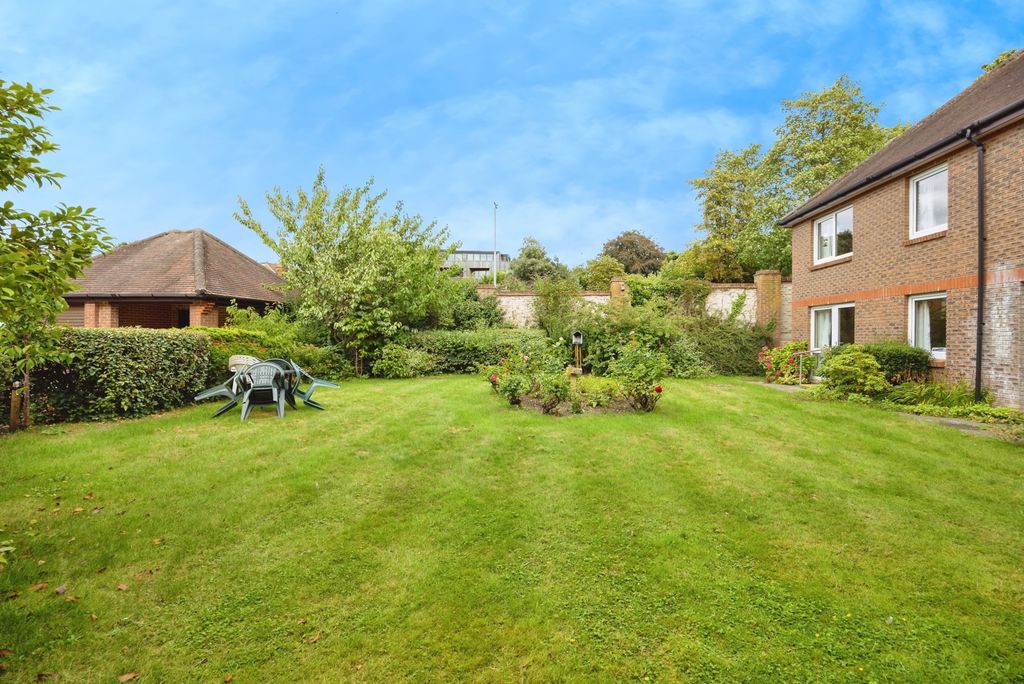 Property photo 1 of 17 Photo