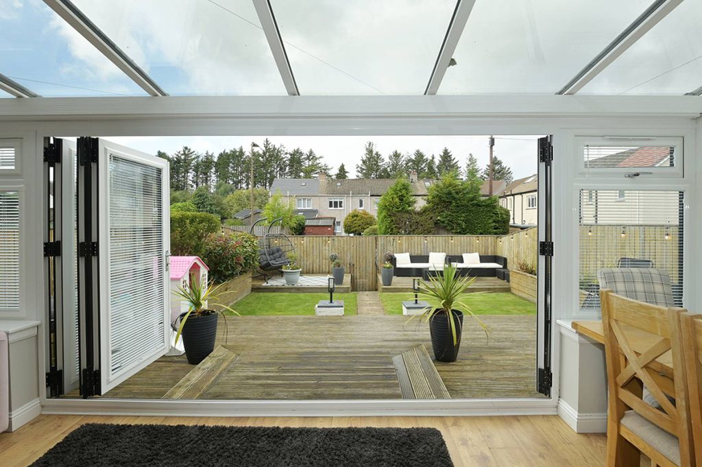 Property photo 2 of 33