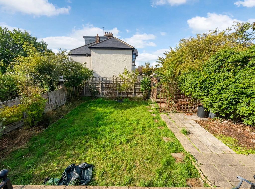 Property photo 2 of 10