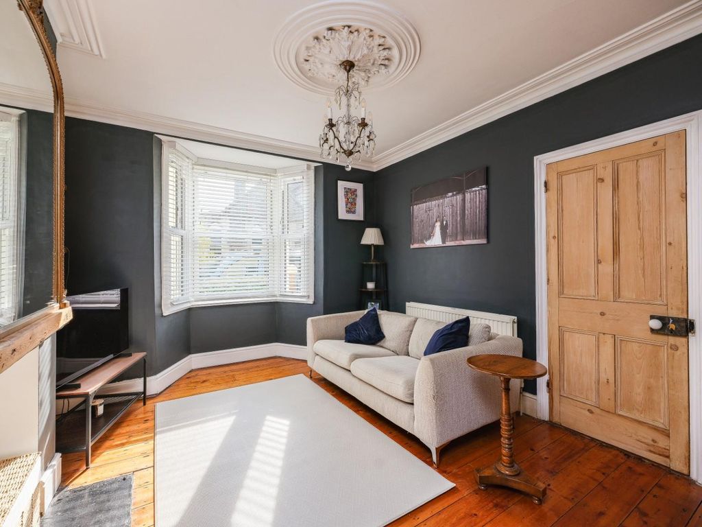 Property photo 3 of 21 Cnr51384.Jpg