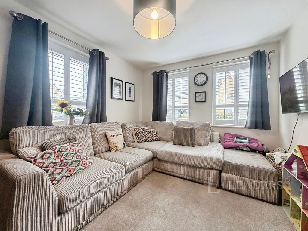 Property photo 2 of 17 Pbox-Img.Jpg