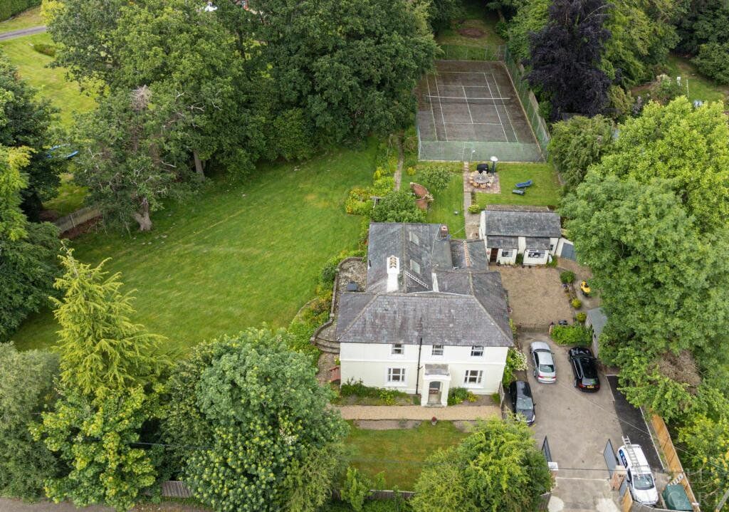 Property photo 1 of 12 Picture No. 02