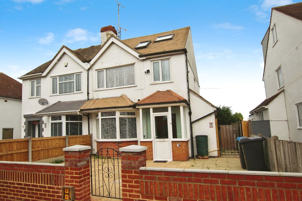 Property photo 1 of 15 Photography