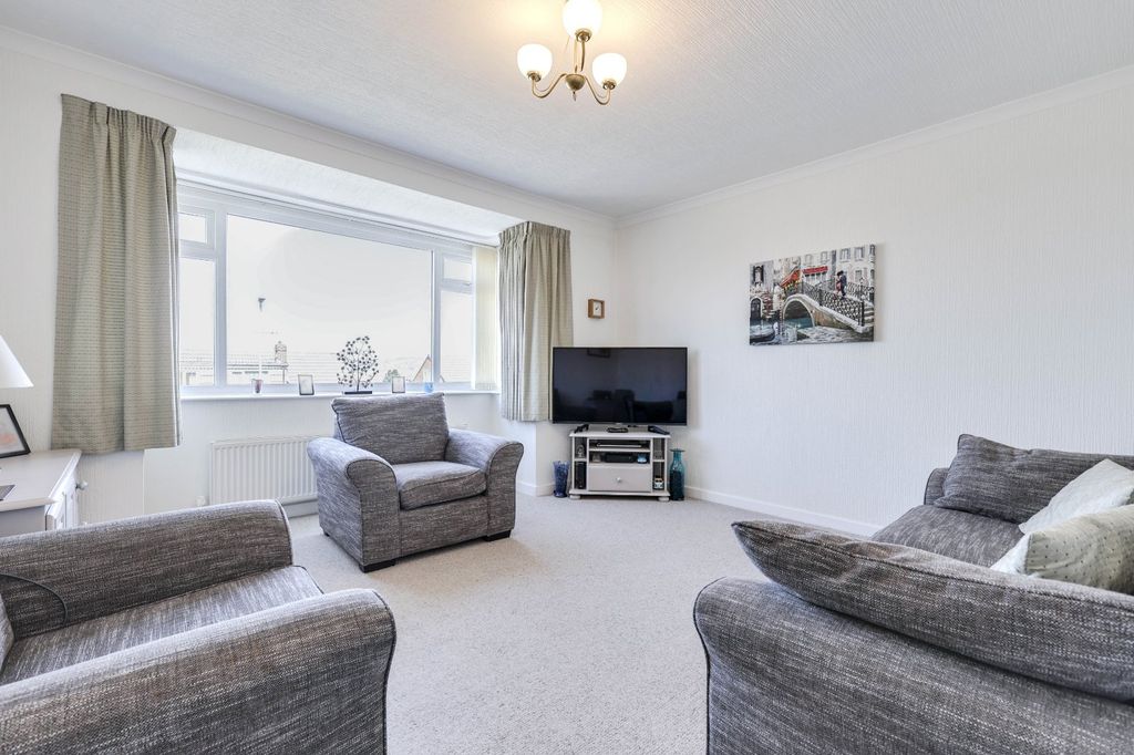 Property photo 2 of 21 Picture No. 10