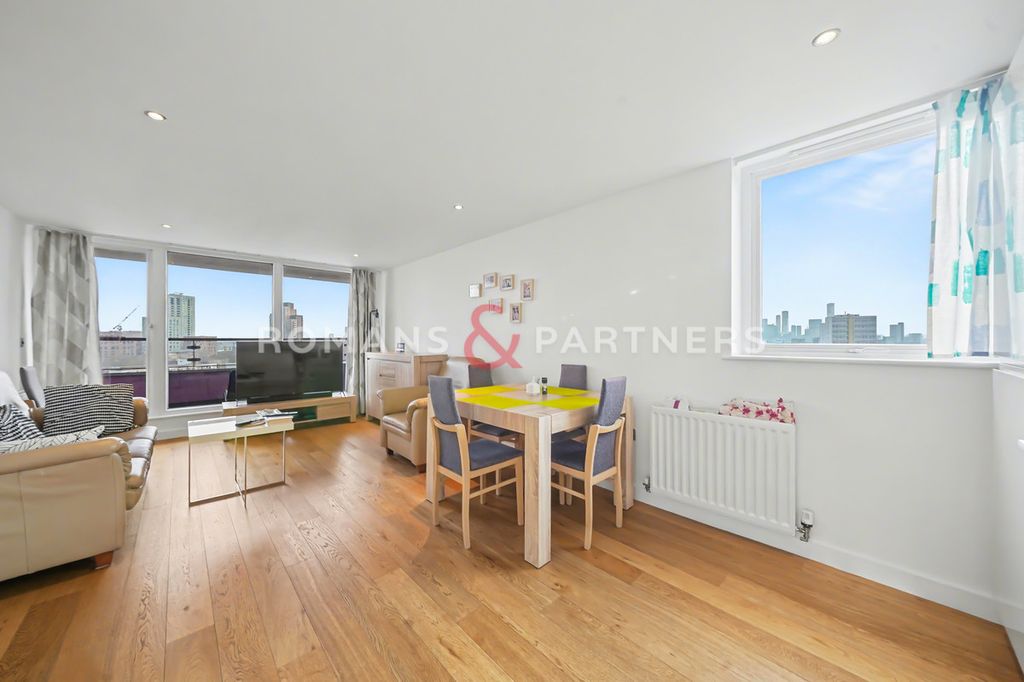 Property photo 3 of 12