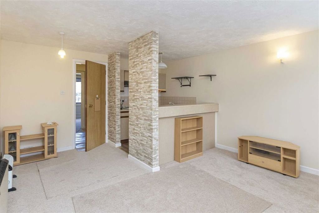 Property photo 2 of 5