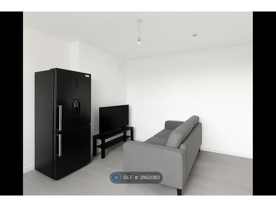 Property photo 3 of 6 Living Room