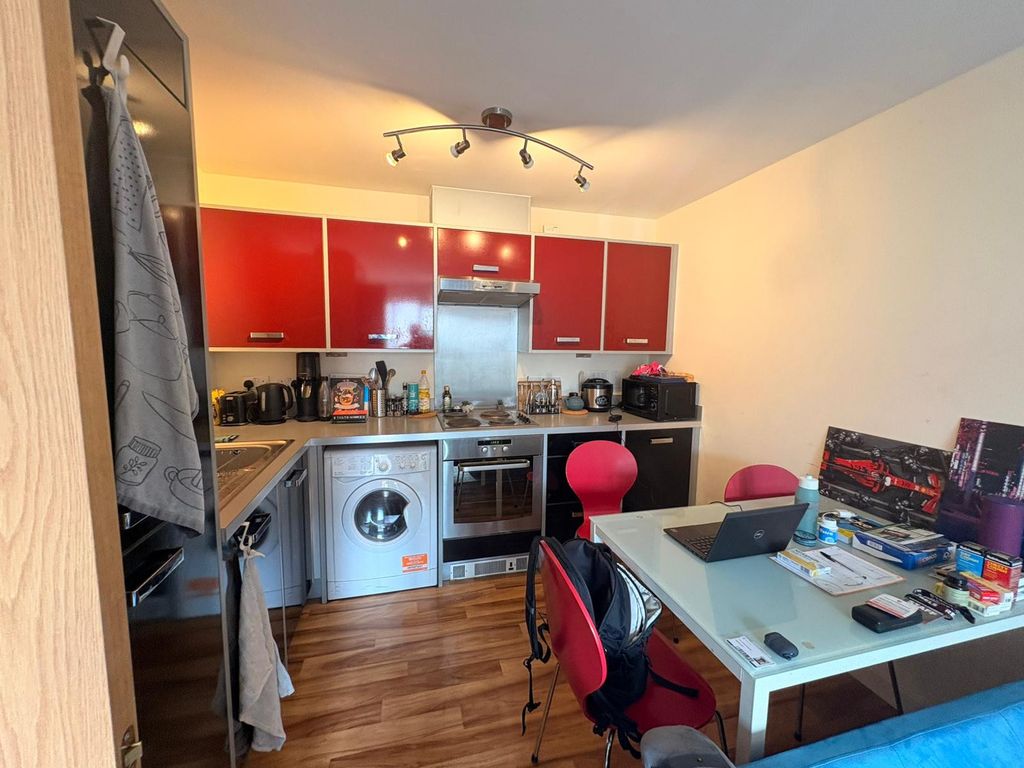 Property photo 3 of 9
