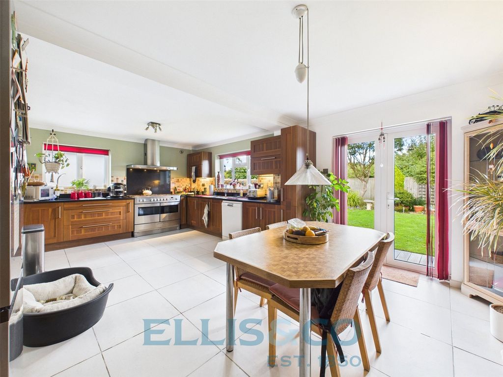 Property photo 1 of 12 Picture No. 01