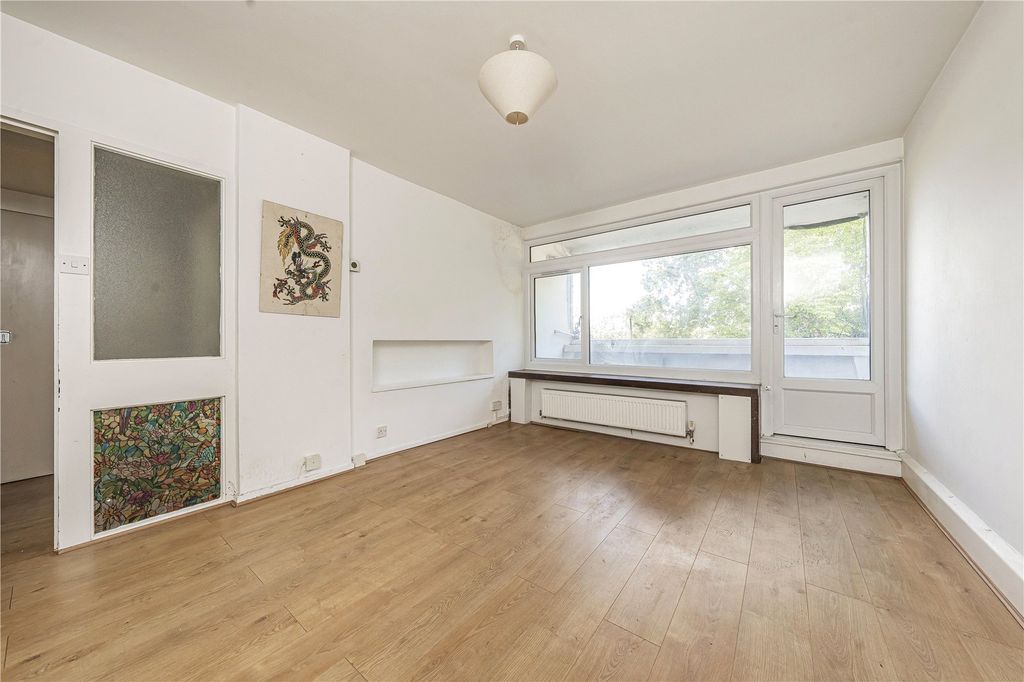 Property photo 2 of 10 Picture No. 05