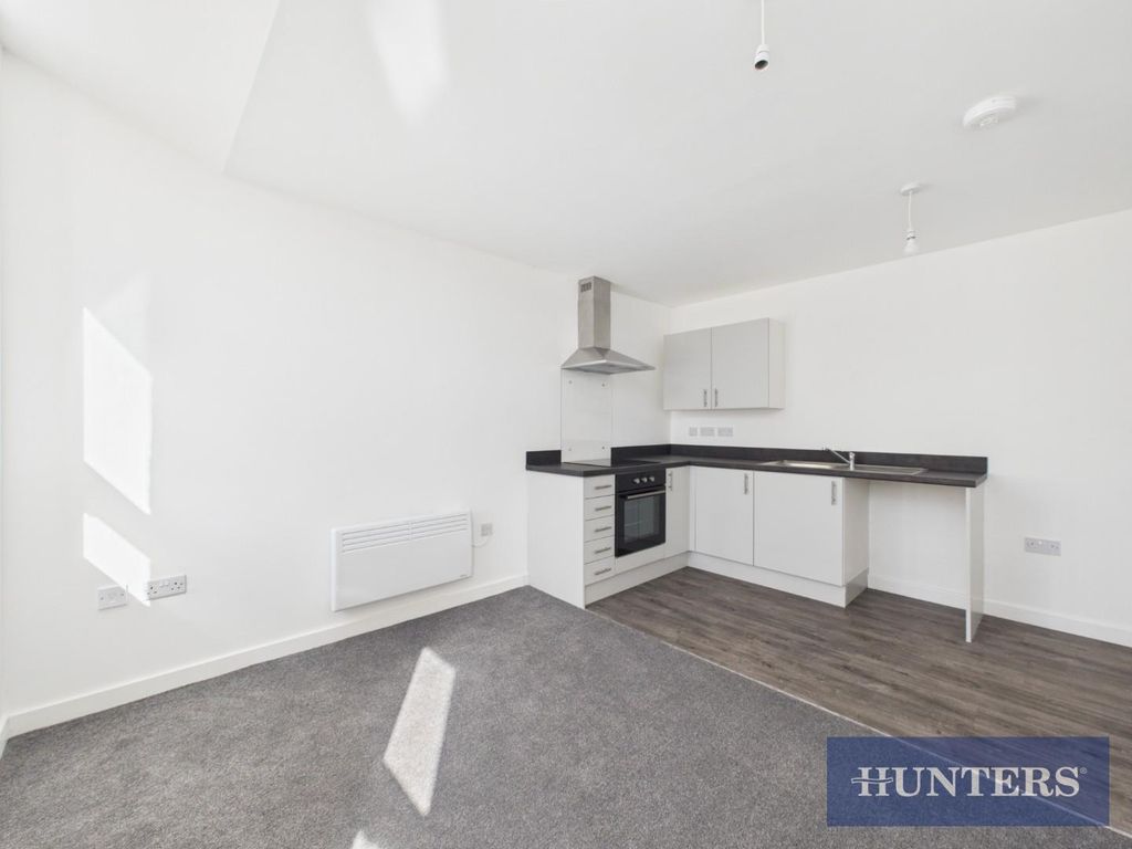 Property photo 1 of 6 Cam05333G0-Pr0249-Still003.Jpg