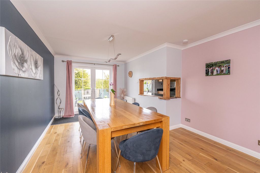 Property photo 3 of 41 Dining Area