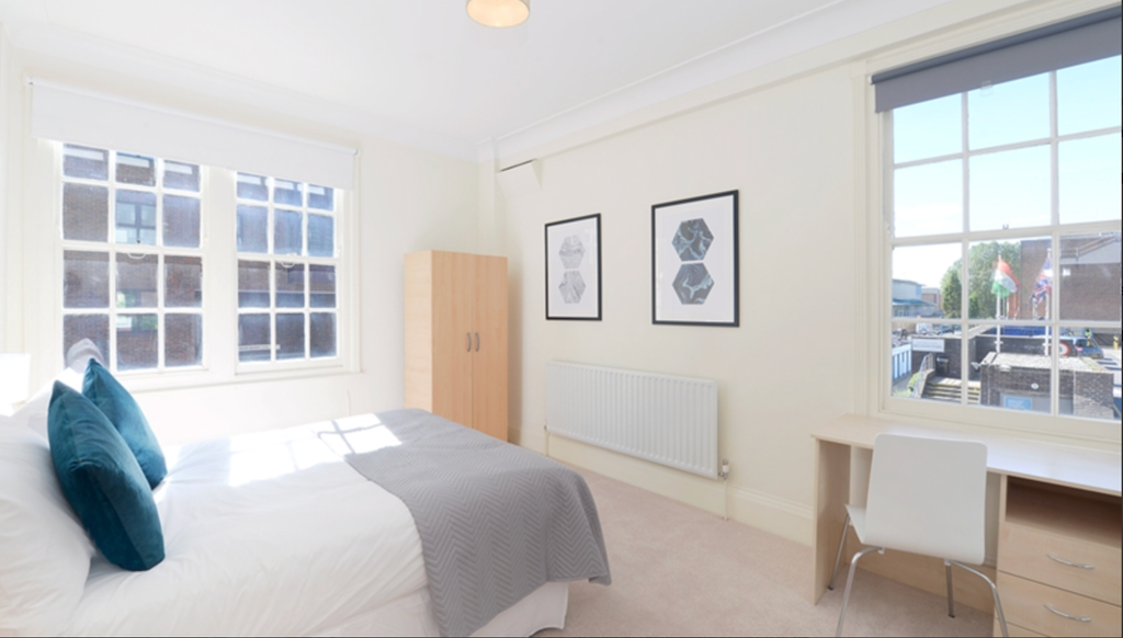 Property photo 3 of 9