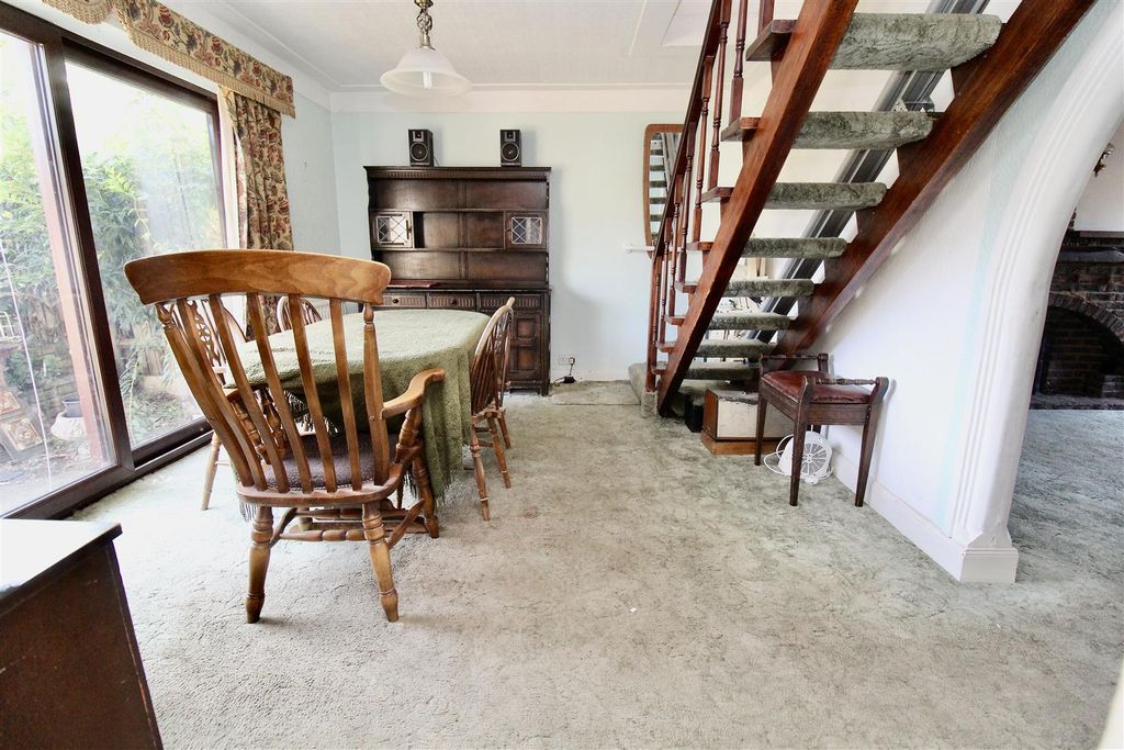 Property photo 3 of 28 Rear Dining Room Area