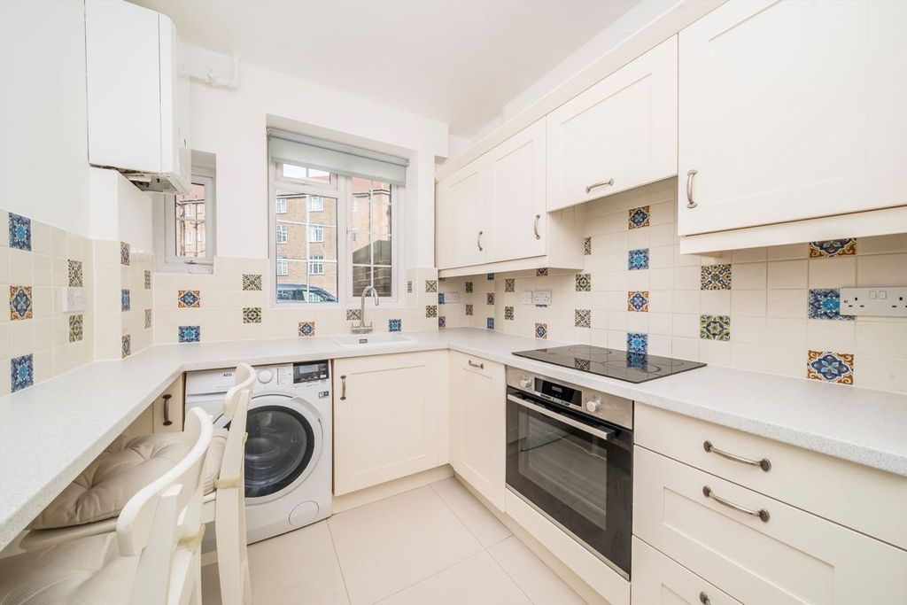 Property photo 3 of 5